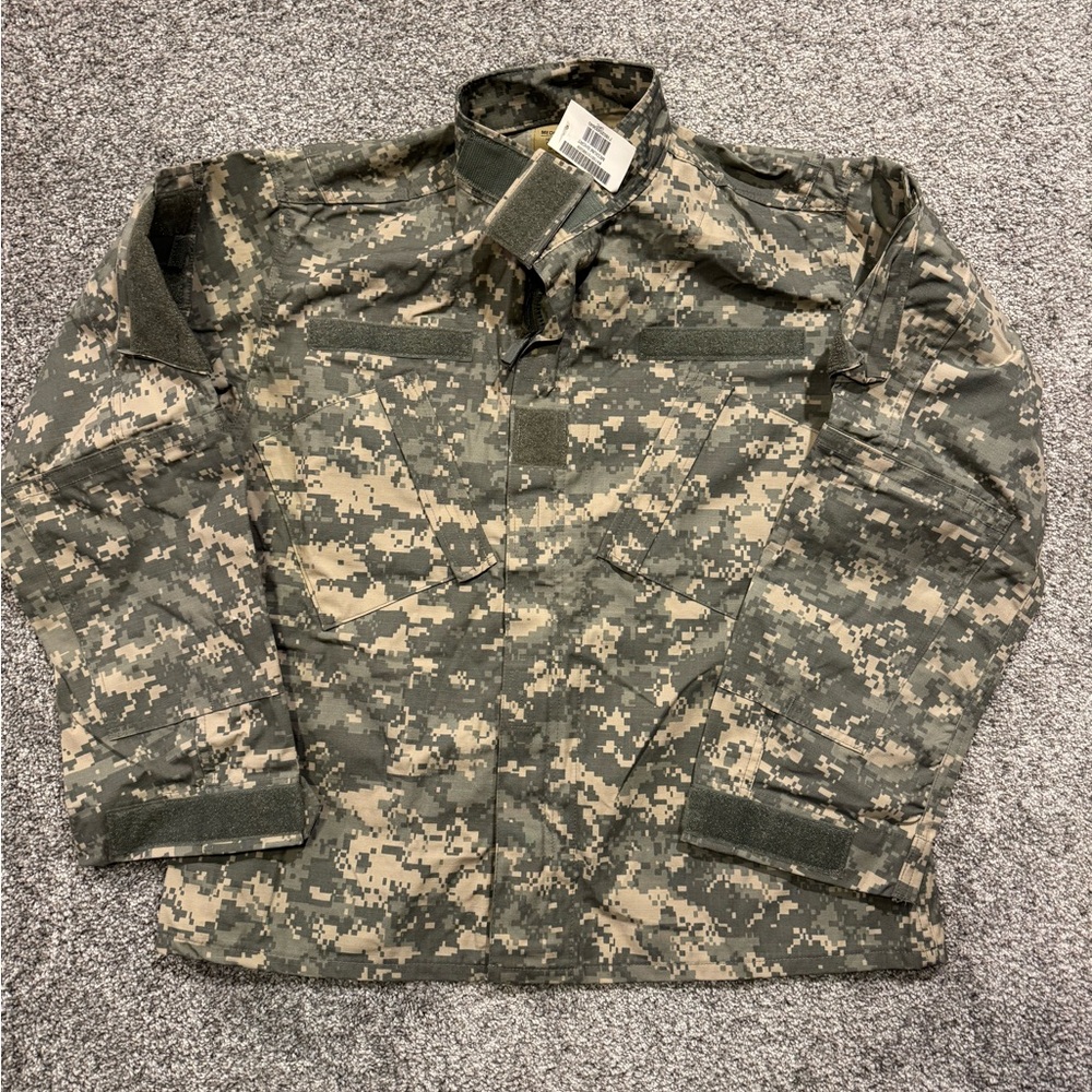 US Military Digital Camo Combat‎ Coat Mens Medium Short ACU Shirt Jacket Ripstop